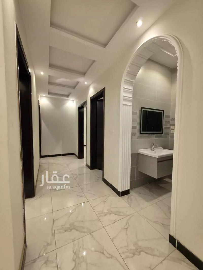 شقة 5 غرف في الريان 4