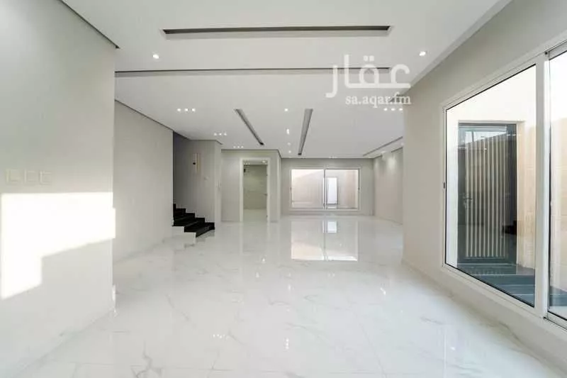 5 bedroom villa in Al Amal 2