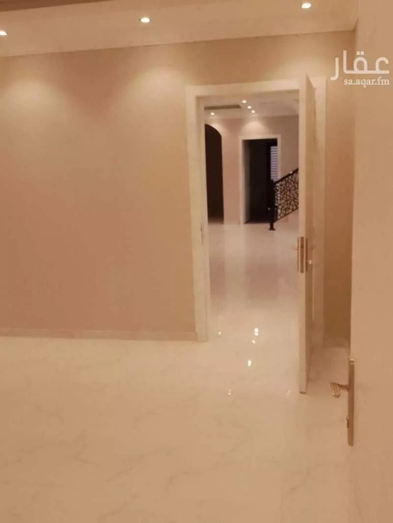6 bedroom villa in Al Fursan, Eastern Province 13