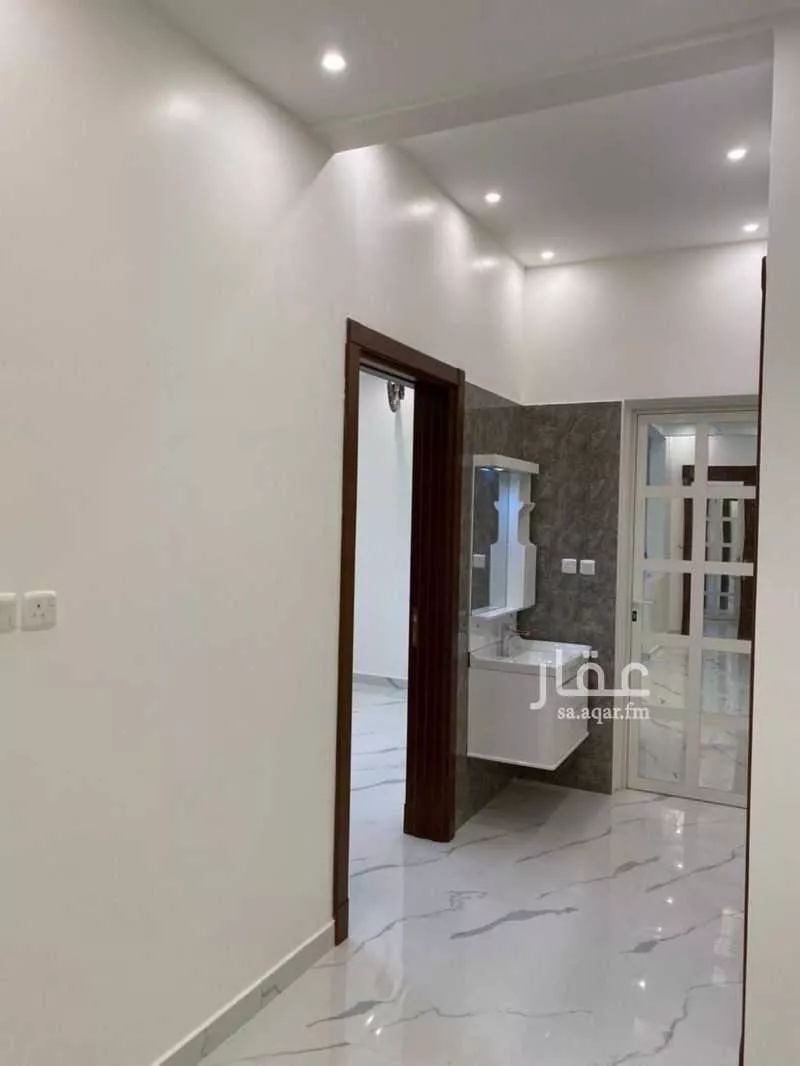 3 bedroom floor in Al Mahdiyyah 4