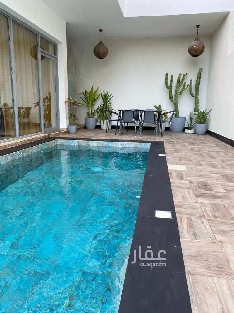 فيلا 4 غرف في الشراع 3