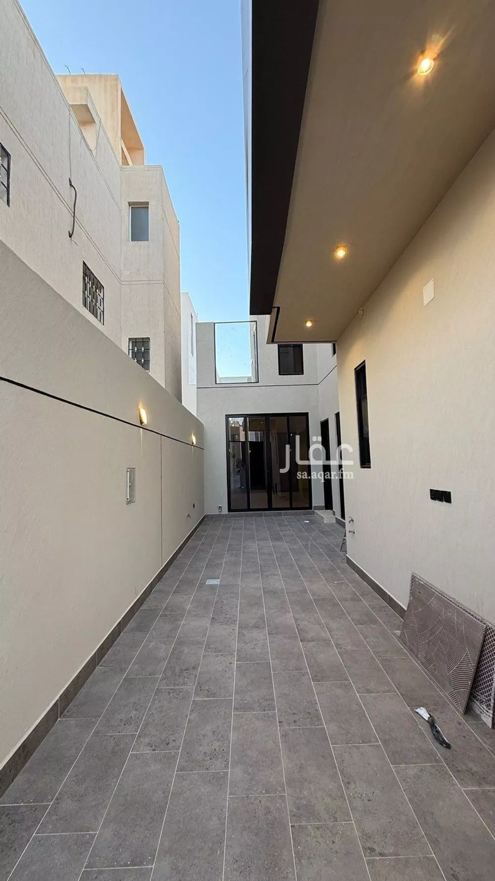 فيلا 6 غرف في المهدية 4