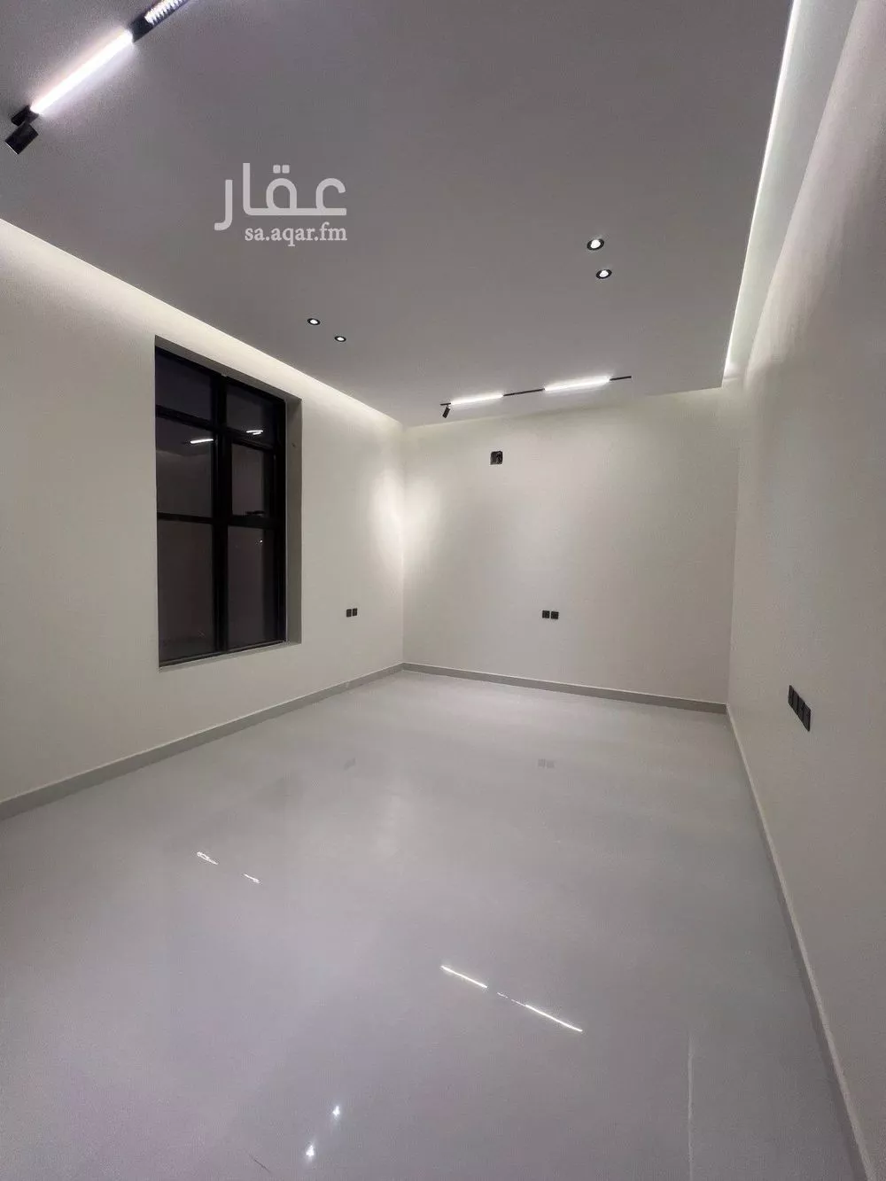 فيلا 6 غرف في المهدية 5