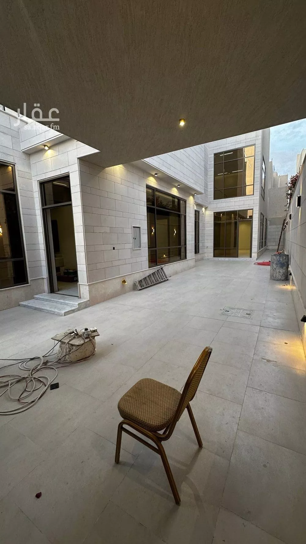 6 bedroom villa in Al Mahdiyyah 3