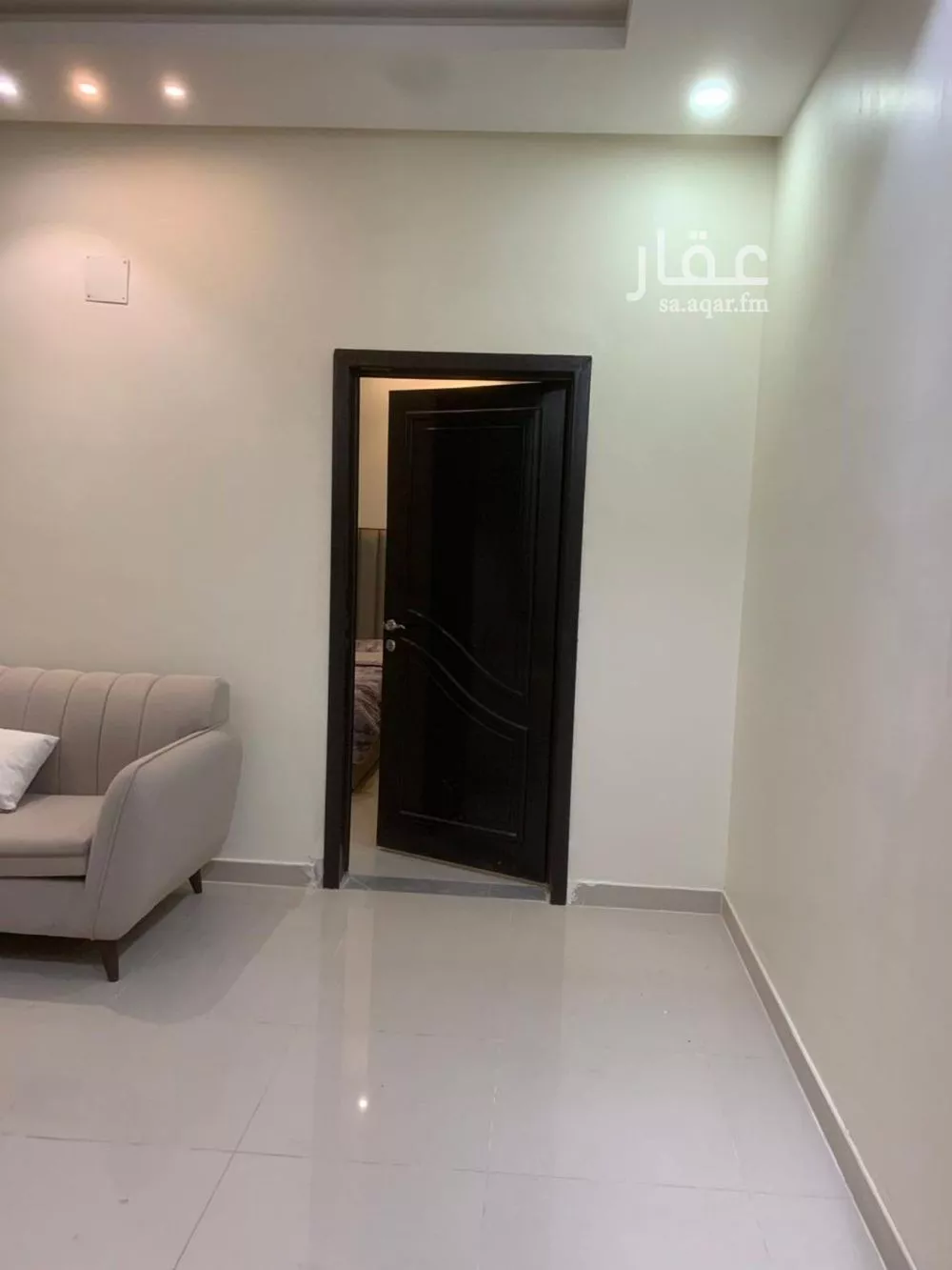 1 bedroom apartment in Dhahrat Laban 4
