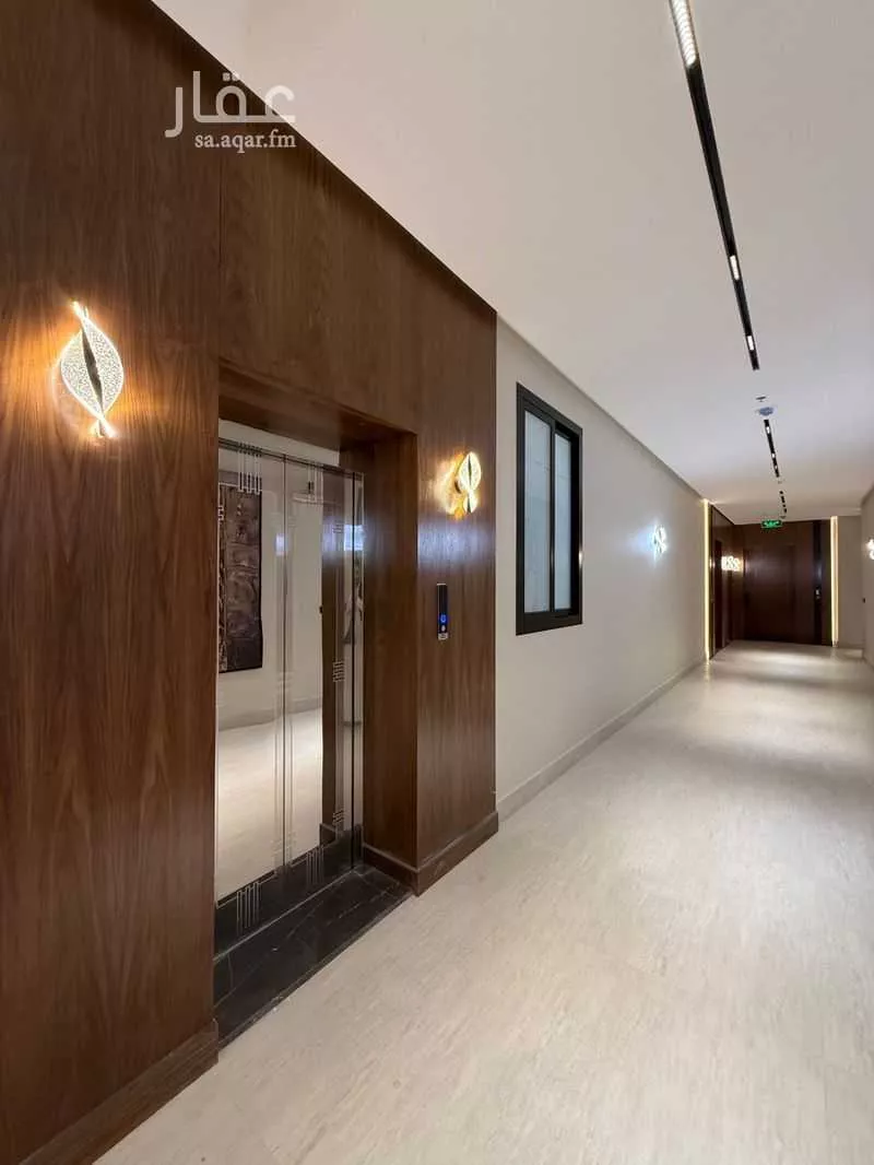 3 bedroom apartment in Granada 4