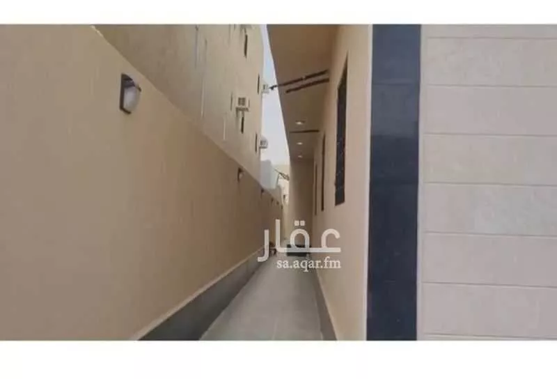 عمارة 450 م² في القرينة 3