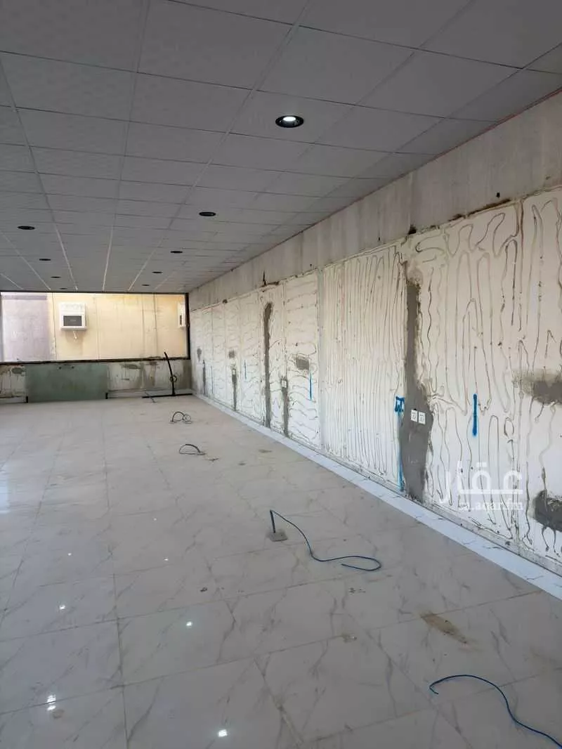 مكتب 750 م² في السنابل 3