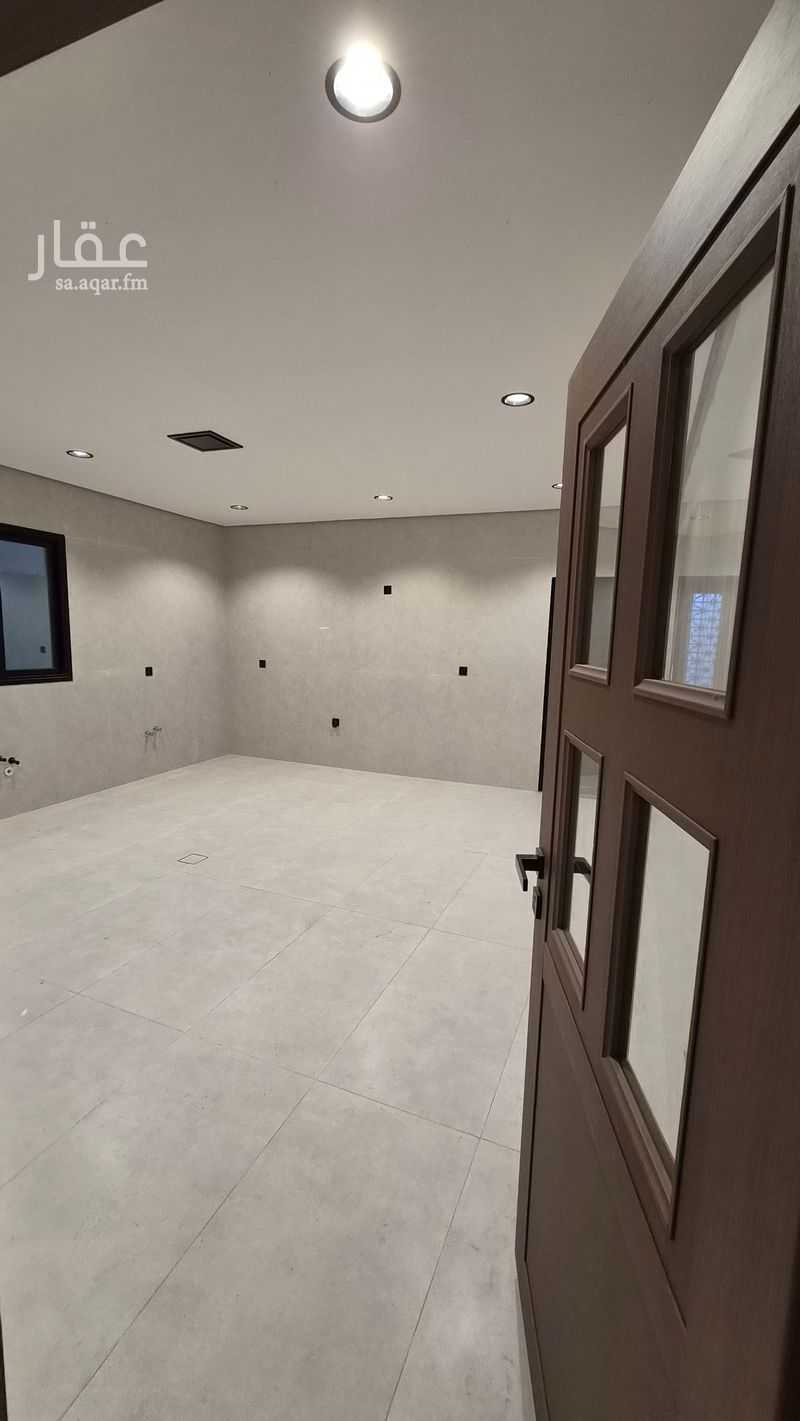 9 bedroom villa in Al Aziziyah, Eastern Province 9