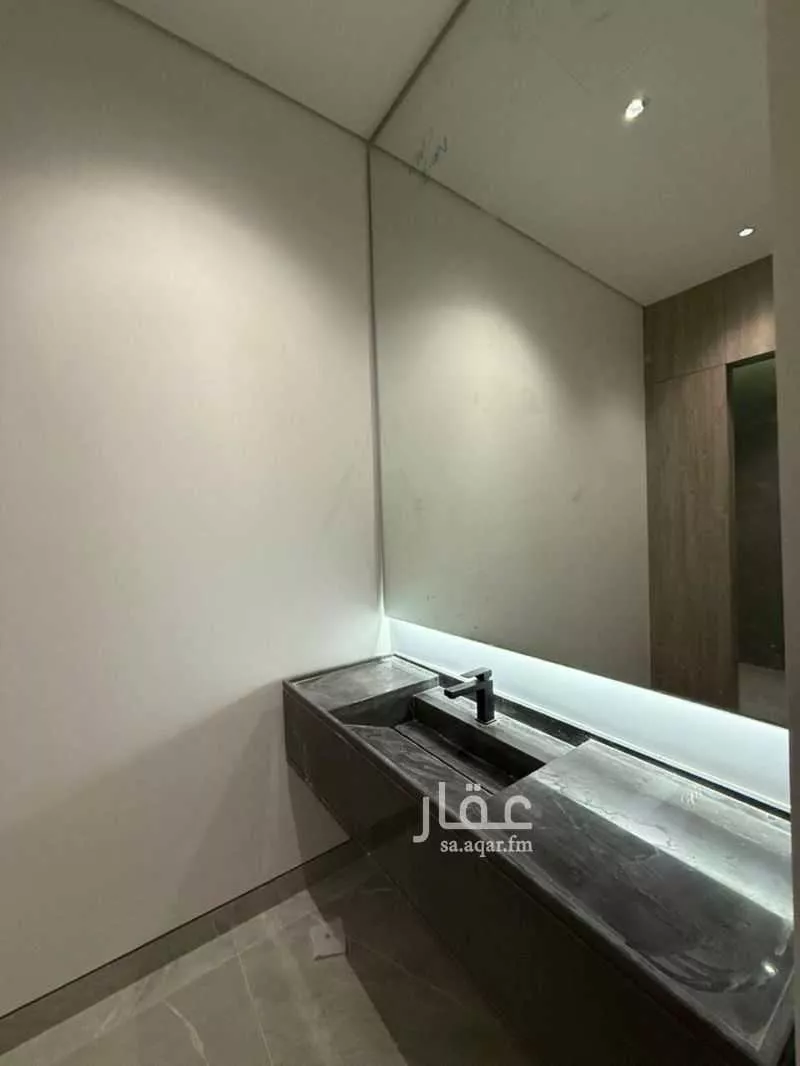 فيلا 5 غرف في النرجس 5