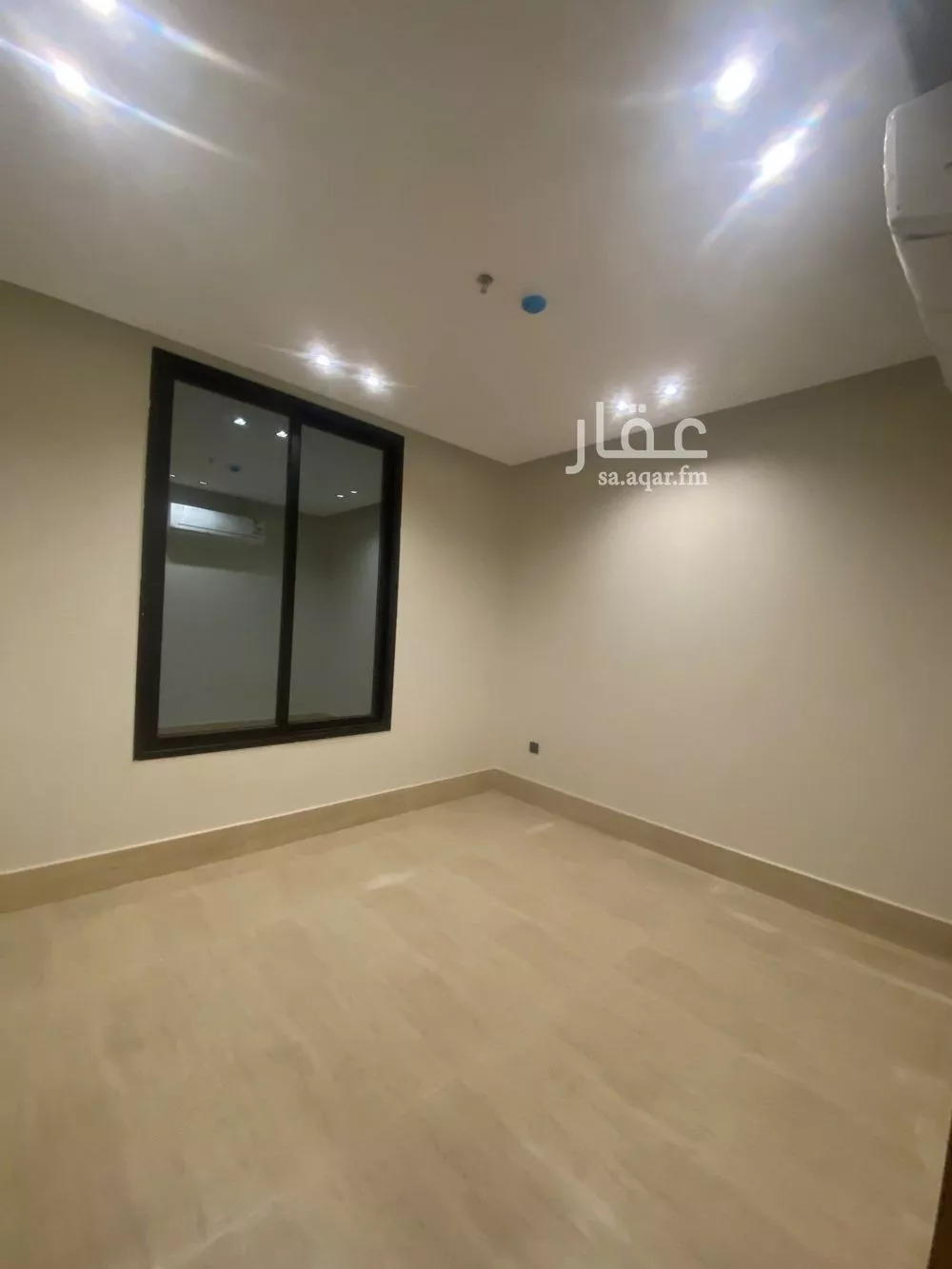 5 bedroom apartment in Al Hamra 4
