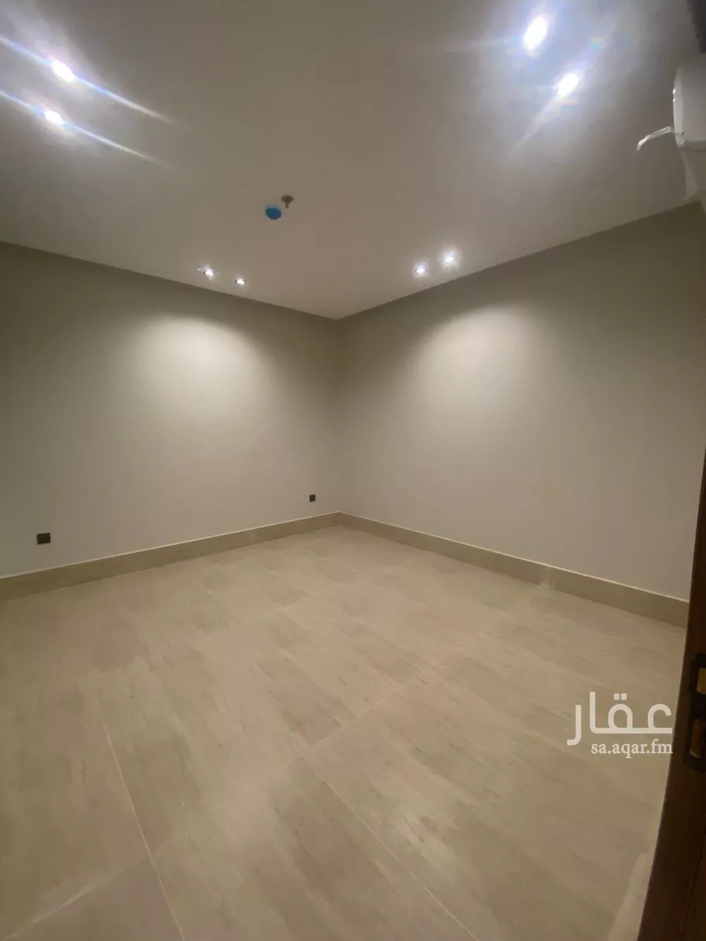 شقة 5 غرف في الحمرا 5