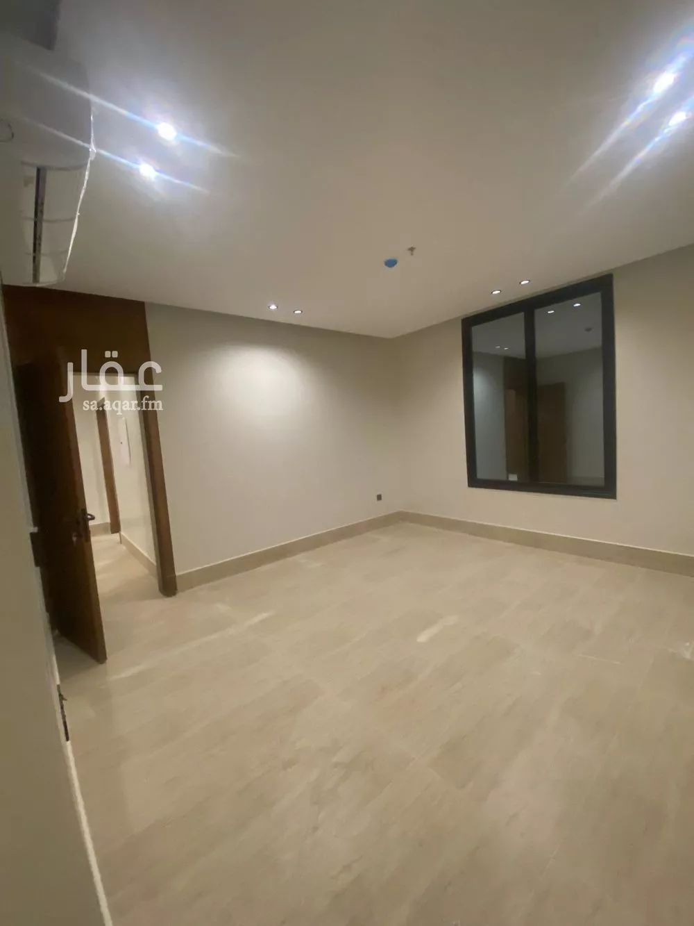 شقة 5 غرف في الحمرا 1