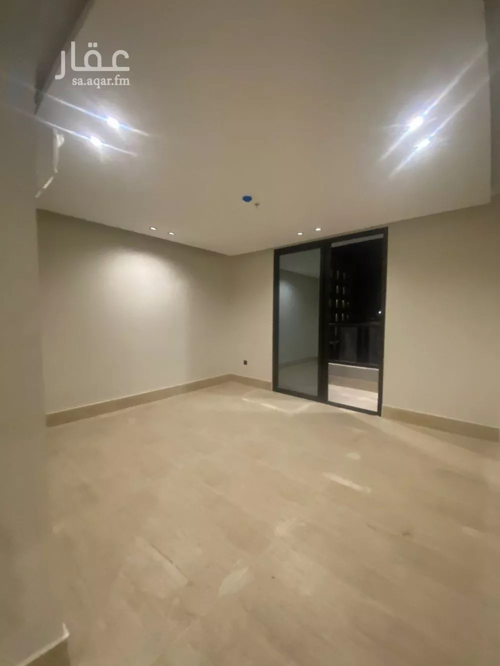 شقة 5 غرف في الحمرا 2