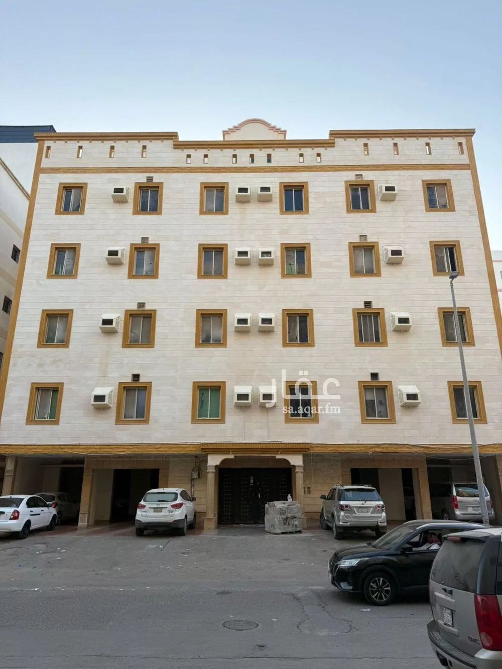 عمارة 810 م² في أبرق الرغامة