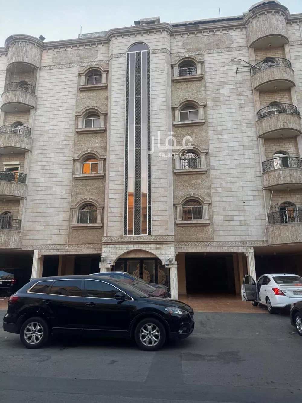 5 bedroom apartment in Al Naseem