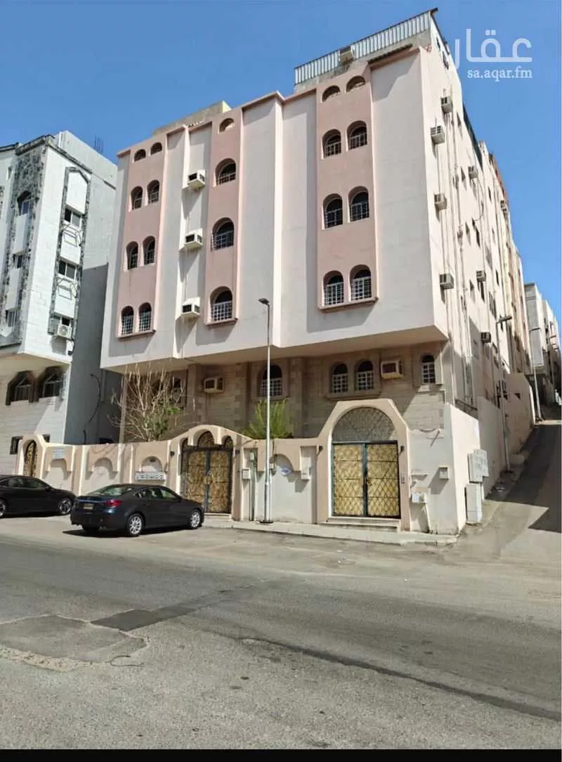 عمارة 520 م² في النزهة 3