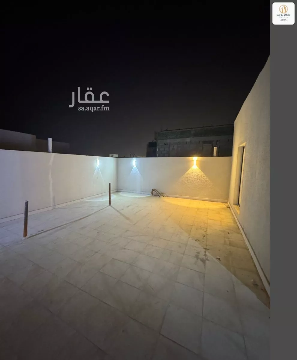 8 bedroom floor in Al Janadriyah 2