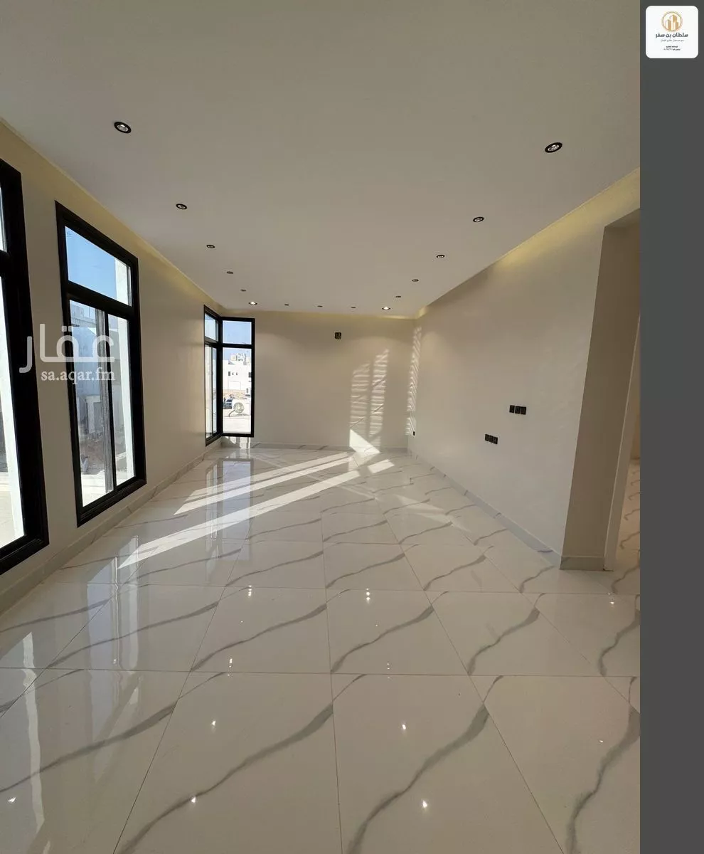 7 bedroom floor in Al Janadriyah 3