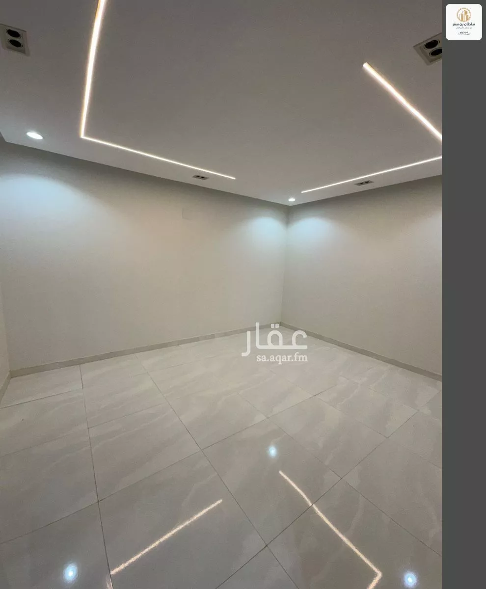 8 bedroom floor in Al Janadriyah 4