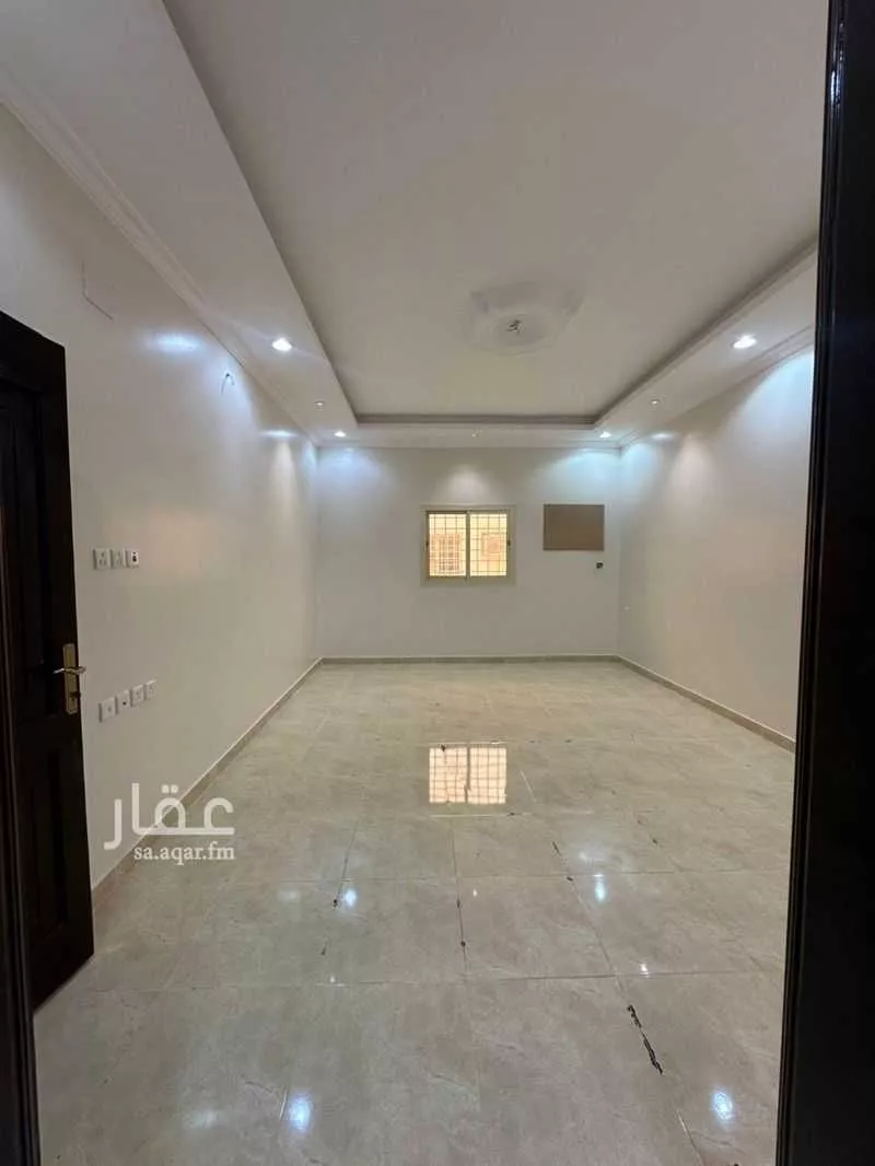 5 bedroom apartment in Al Ranuna, Madinah 7