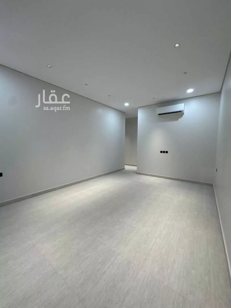 3 bedroom apartment in Ayn Al Khayf, Madinah 13