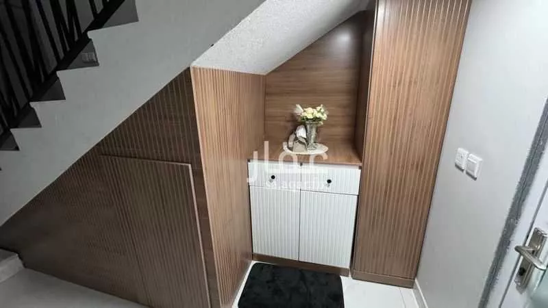 7 bedroom villa in Dahiat King Fahd 5