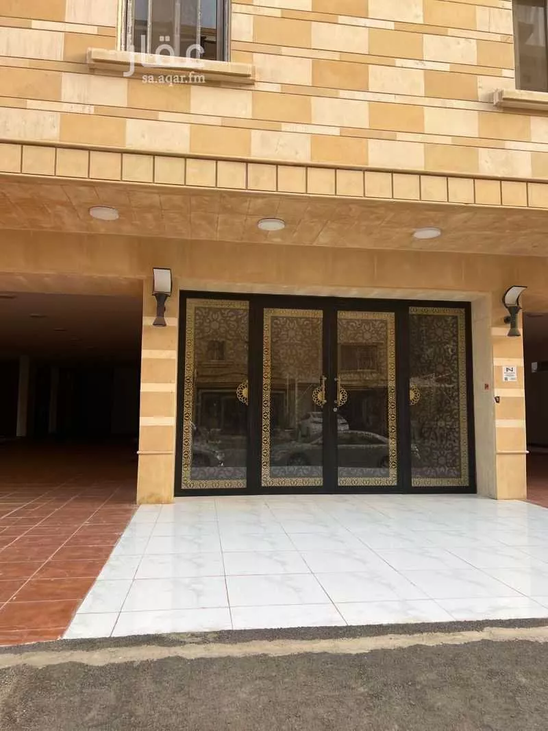 عمارة 600 م² في الريان 2