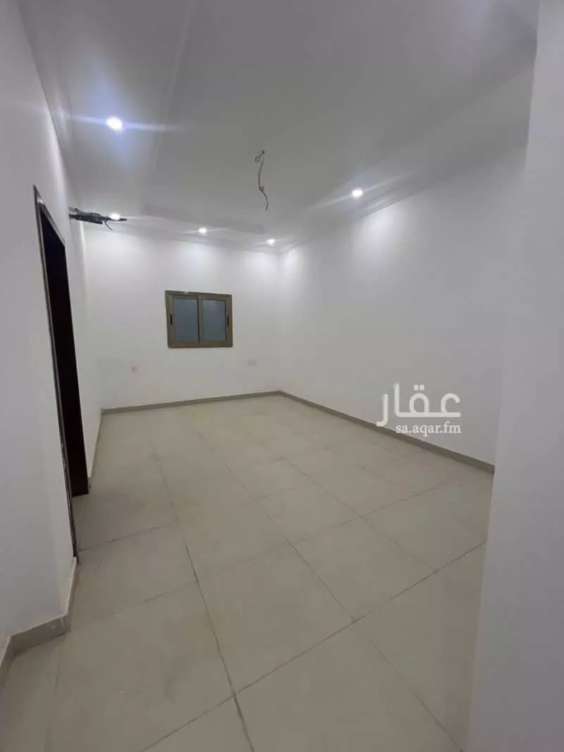 شقة 4 غرف في الريان 5