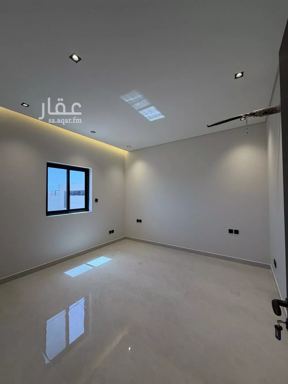 شقة 4 غرف في الزمرد، جدة 13