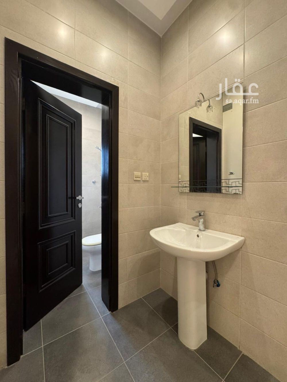 3 bedroom apartment in Al Yaqout, Jeddah 4