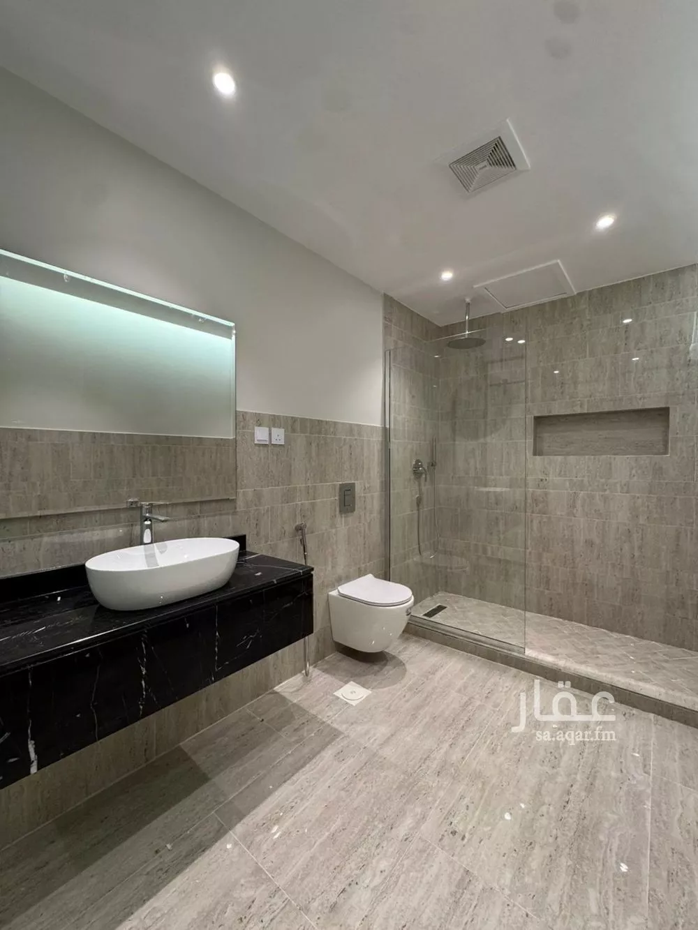 4 bedroom villa in Al Manarat, Jeddah 12