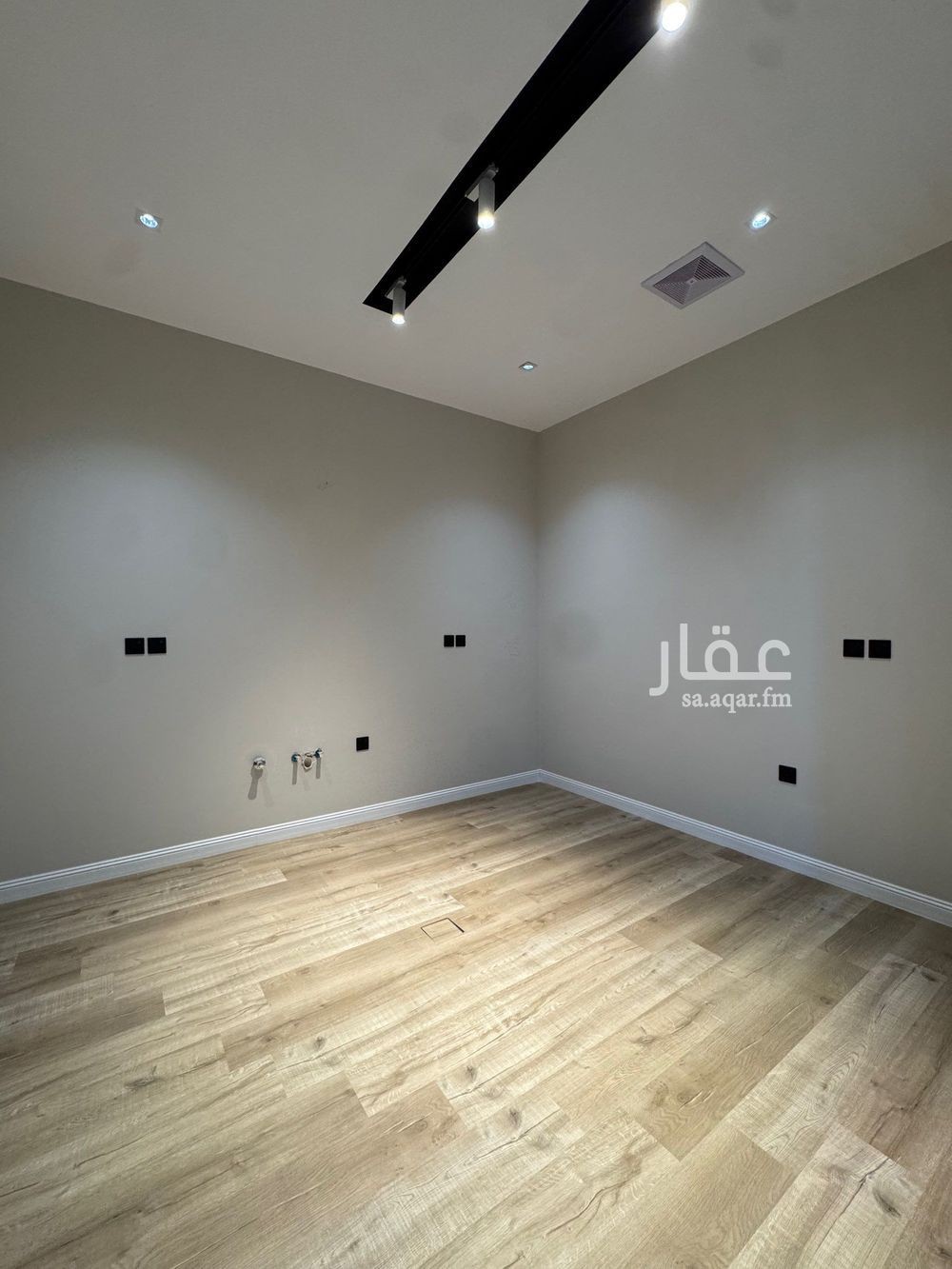 5 bedroom villa in Al Sawari, Jeddah 6