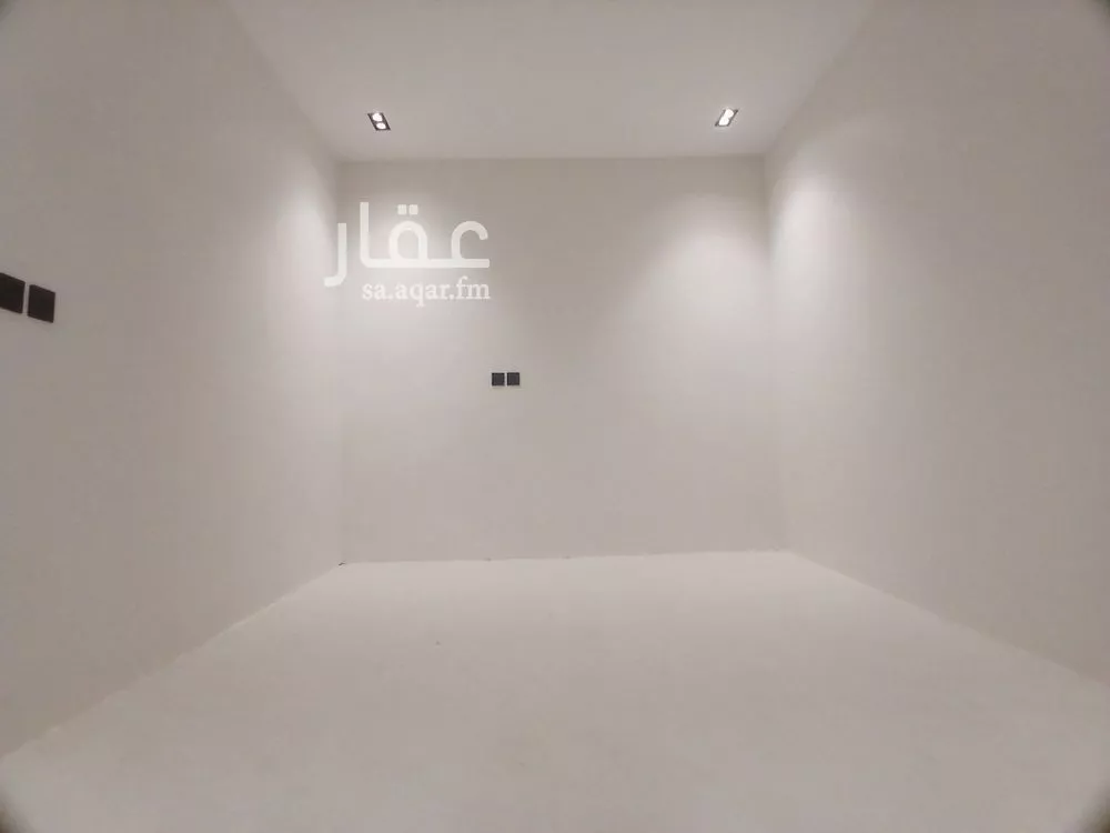 3 bedroom floor in Tuwaiq 5