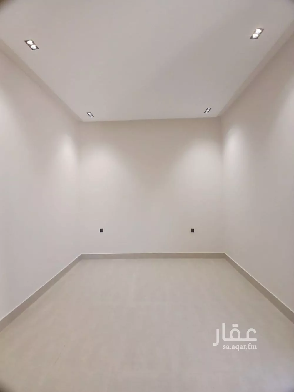 فيلا 6 غرف في العريجاء الغربية 4