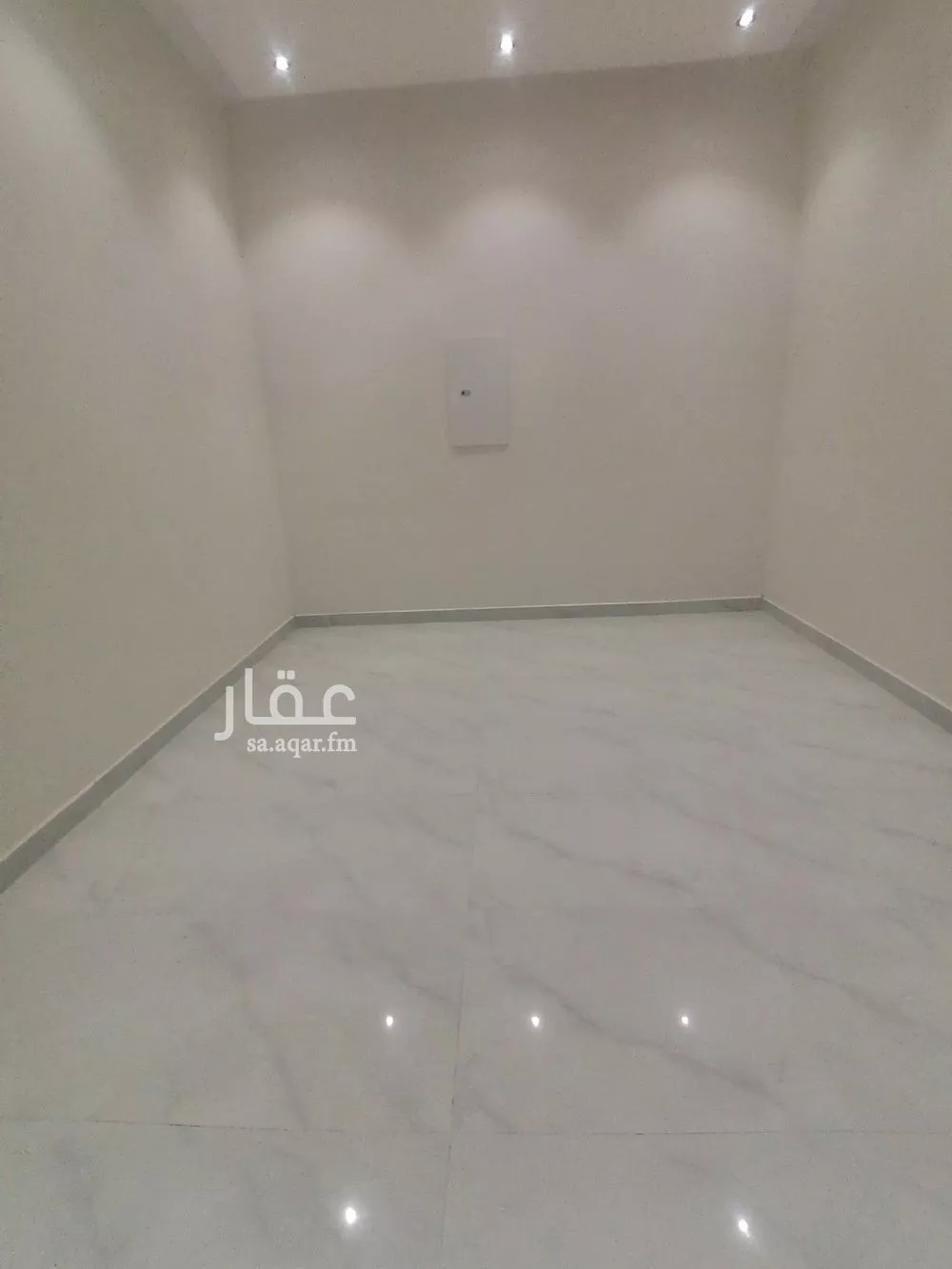 4 bedroom villa in Okaz, Riyadh 14