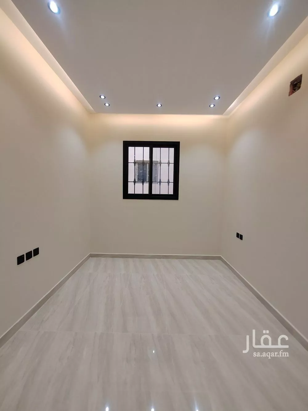 فيلا 6 غرف في العريجاء الغربية 5