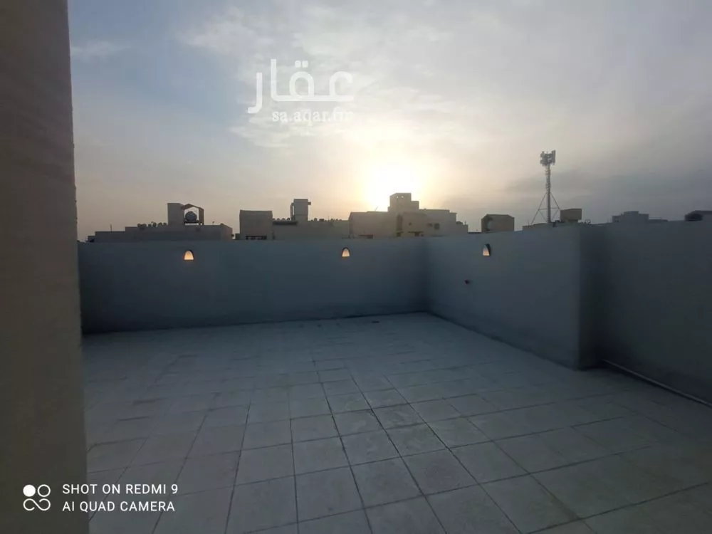 6 bedroom duplex in Dhahrat Laban 5