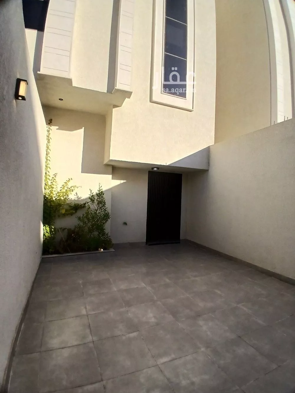 3 bedroom floor in Tuwaiq 4