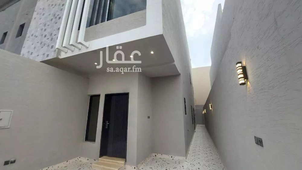 فيلا 4 غرف في بدر 3