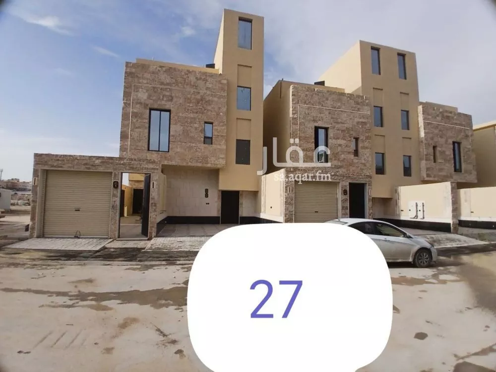 3 bedroom floor in Tuwaiq 1