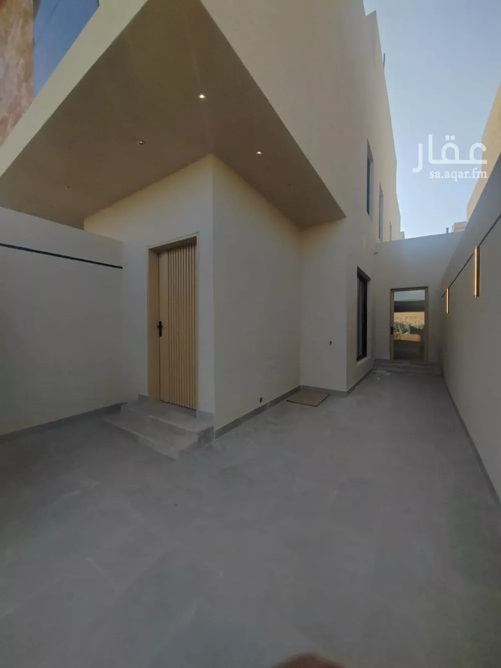 3 bedroom floor in Dirab 3