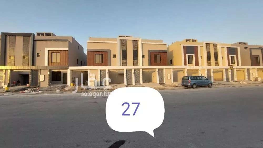 فيلا 4 غرف في عكاظ 1