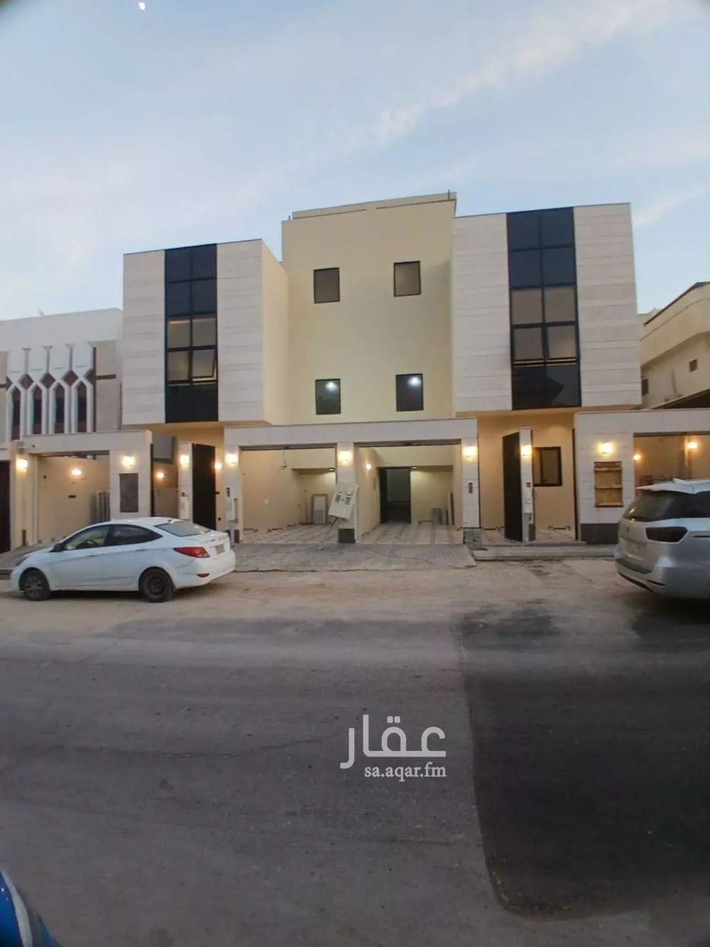 3 bedroom floor in As Suwaidi 5