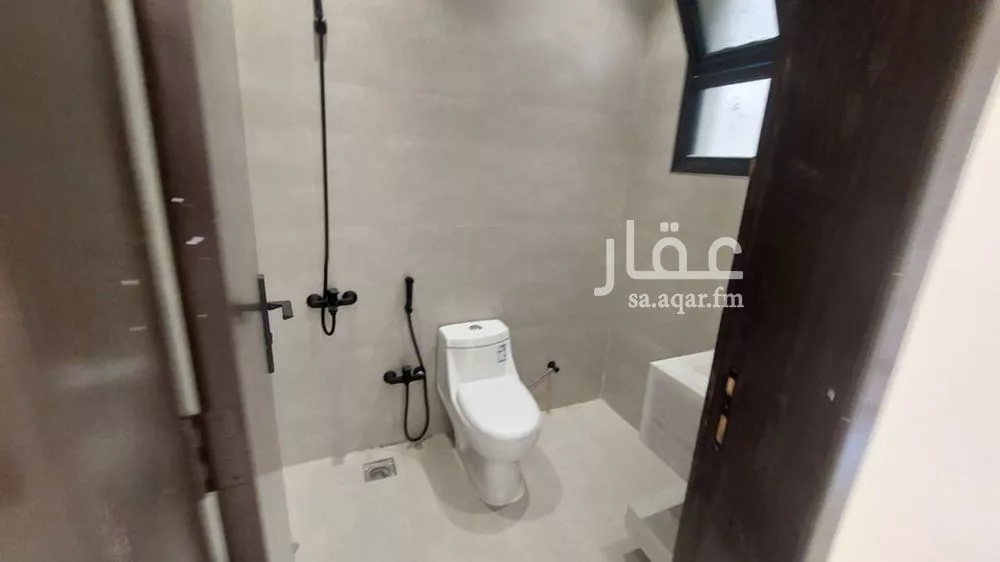 5 bedroom villa in Badr 4