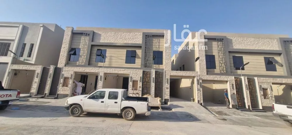 دوبلكس 5 غرف في عكاظ 2