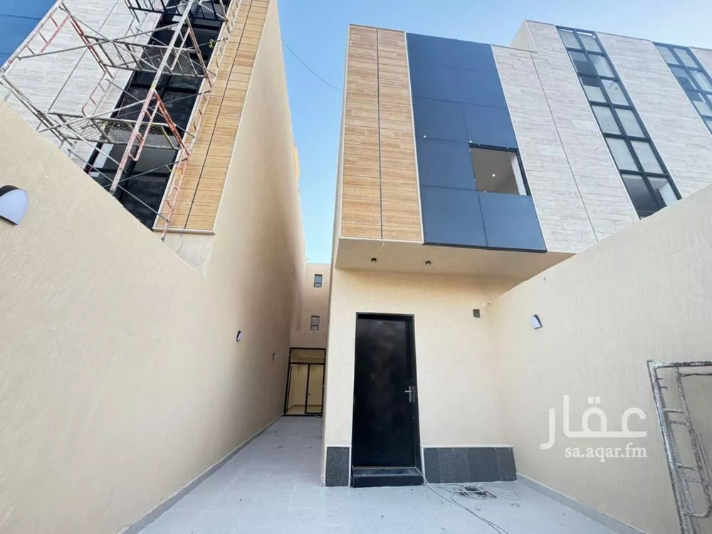 3 bedroom floor in Tuwaiq 3