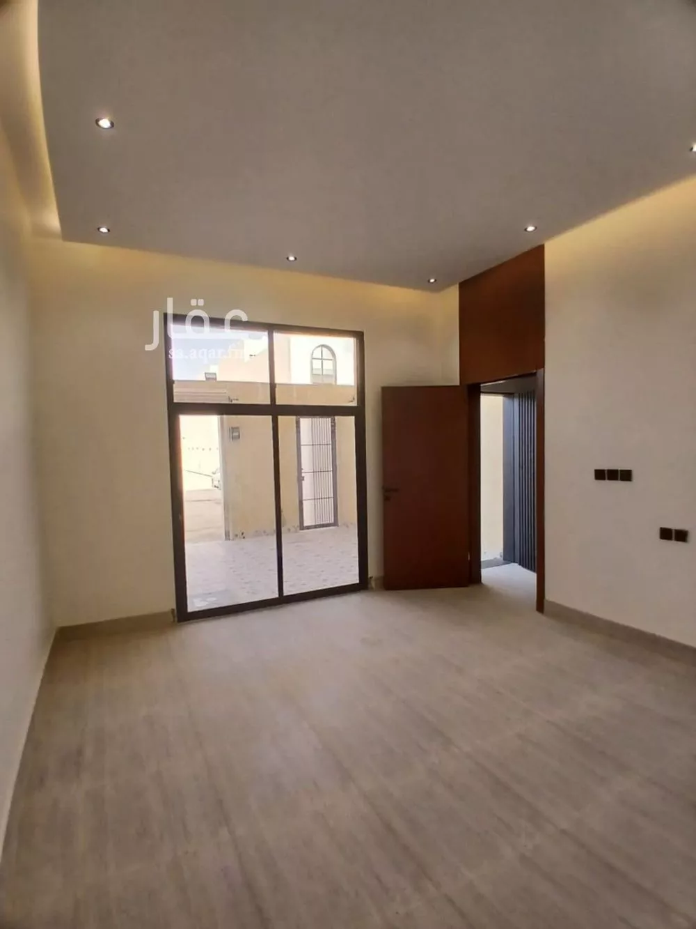 فيلا 5 غرف في طويق 4