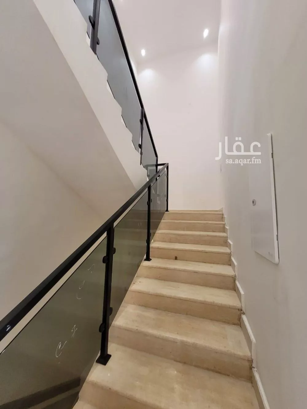 فيلا 5 غرف في طويق 5