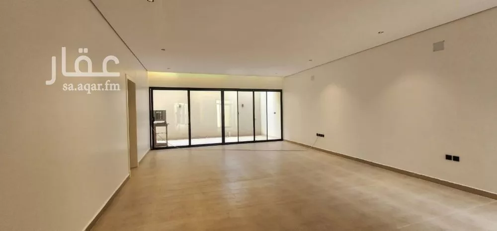 4 bedroom villa in Al Hazm, Riyadh 13